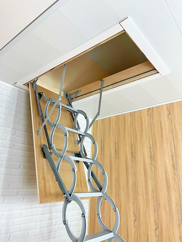 Лестница ножничная металлическая LOFTSTEP LST Lite