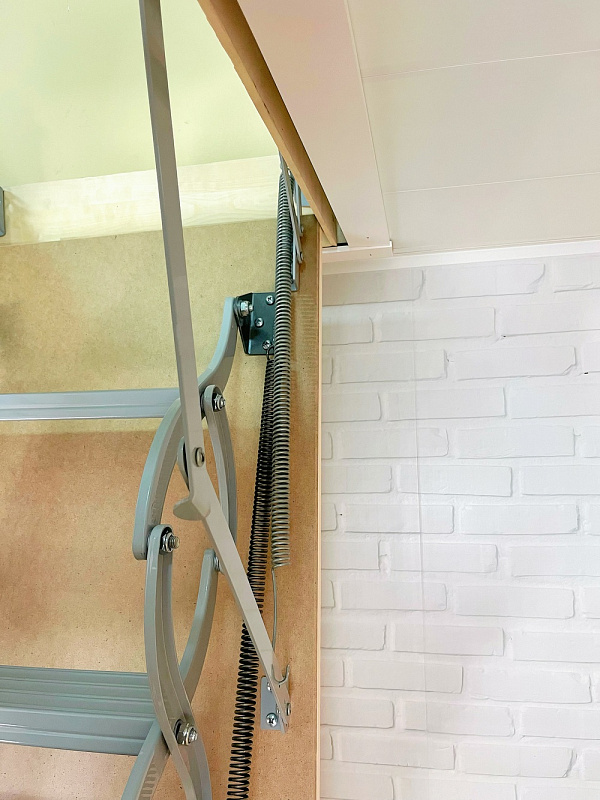 Лестница ножничная металлическая LOFTSTEP LST Lite